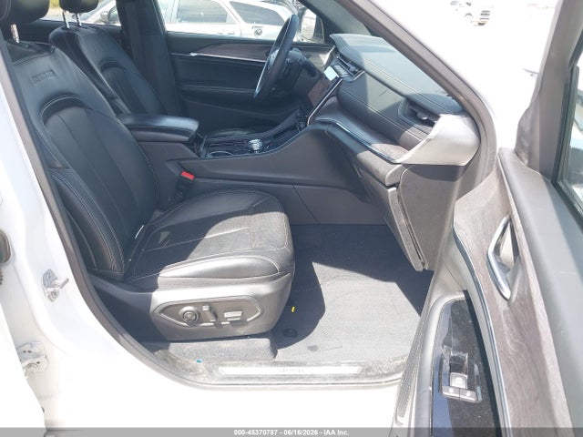 Продажа на аукционе авто 2023 Jeep Grand Cherokee L Overland 4x4, vin: 1C4RJKDG5P8801445, номер лота: 45370787