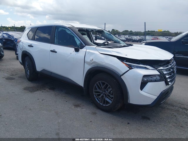 Nissan Rogue S Fwd 2024 5N1BT3AAXRC720938 головне зображення