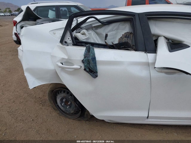 Hyundai ACCENT SE 2019 3KPC24A35KE045002 Image 8