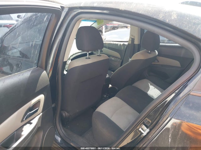 45370851 :رقم المزاد ، 1G1PA5SH0F7293998 vin ، 2015 Chevrolet Cruze Ls Auto مزاد بيع