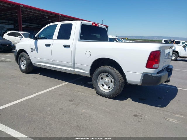 1C6RR7FG6KS679099 RAM 1500 Classic Tradesman 4x4 6&#039;4 Box
