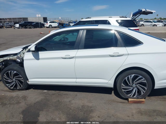 3VWG57BU4MM090990 Volkswagen Jetta 1.4t Sel Premium