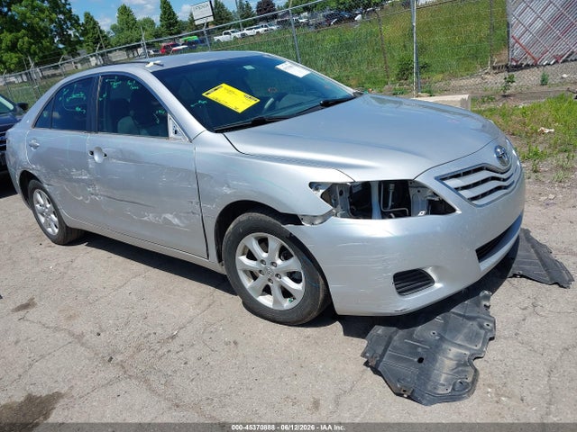 2011 Toyota Camry Le მანქანა იყიდება აუქციონზე, vin: 4T1BF3EK2BU147155, აუქციონის ნომერი: 45370888