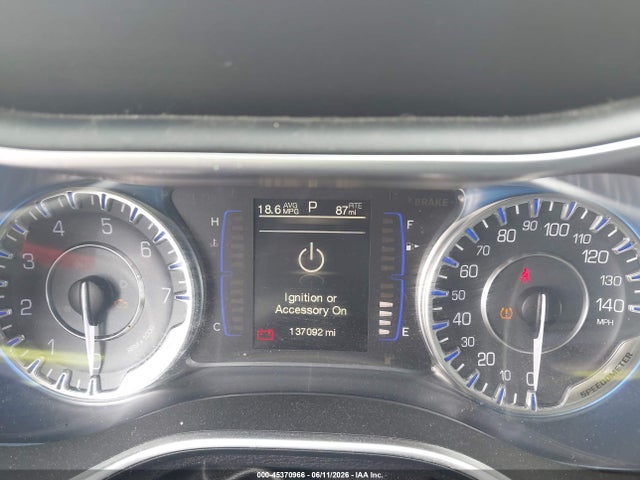 2015 Chrysler 200 Limited მანქანა იყიდება აუქციონზე, vin: 1C3CCCAB5FN521317, აუქციონის ნომერი: 45370966