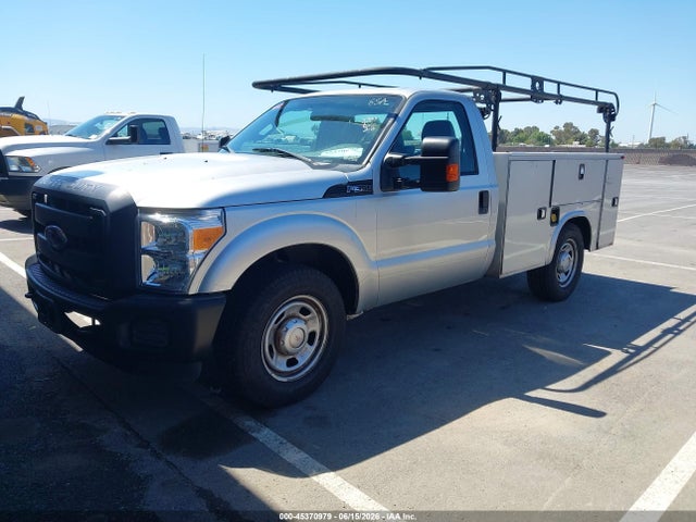 Ford F-350 Xl 2016 1FDRF3A61GED02576 Image 2