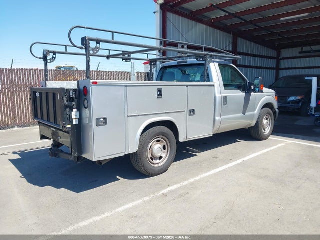 Ford F-350 Xl 2016 1FDRF3A61GED02576 Image 4