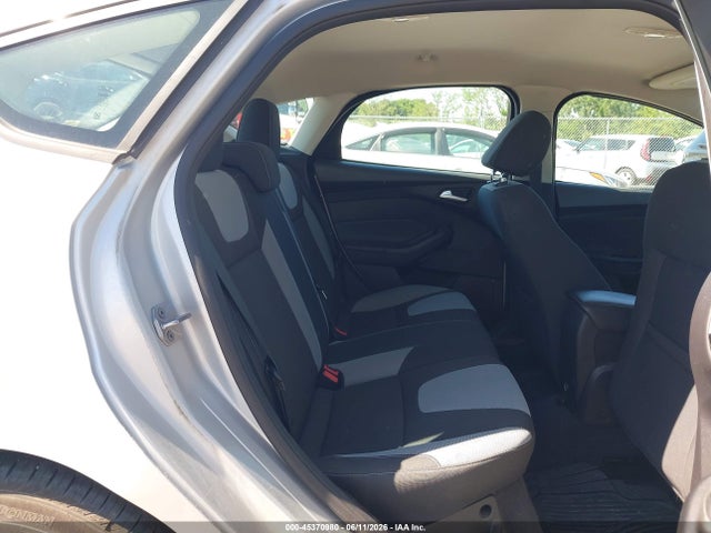 45370980 :رقم المزاد ، 1FADP3K26EL349785 vin ، 2014 Ford Focus Se مزاد بيع