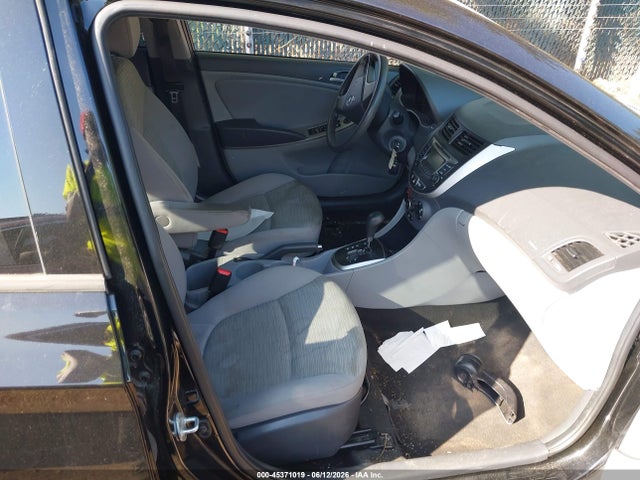 2017 Hyundai Accent Se მანქანა იყიდება აუქციონზე, vin: KMHCT4AEXHU375397, აუქციონის ნომერი: 45371019