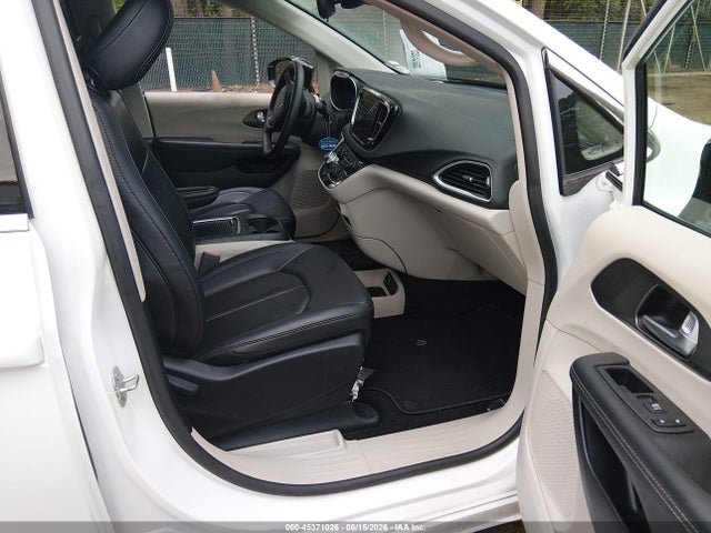 45371026 :رقم المزاد ، 2C4RC1BG4RR165325 vin ، 2024 Chrysler Pacifica Touring L مزاد بيع