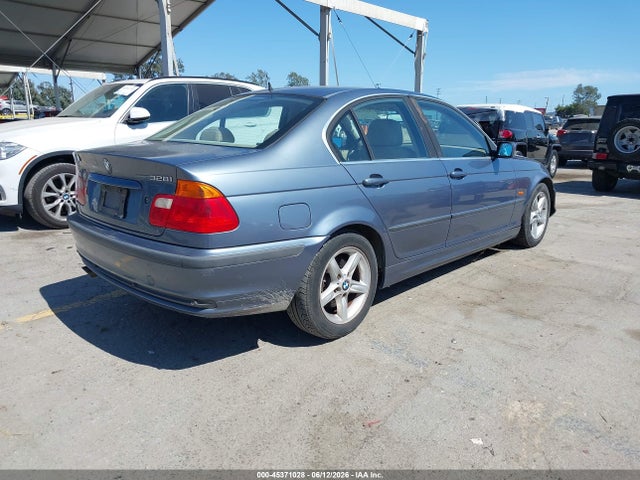 Продажа на аукционе авто 2000 Bmw 328i, vin: WBAAM5343YJR61179, номер лота: 45371028