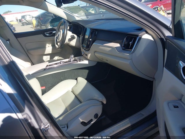 LYVBR0DL6JB106489 Volvo Xc60 Hybrid T8 Inscription