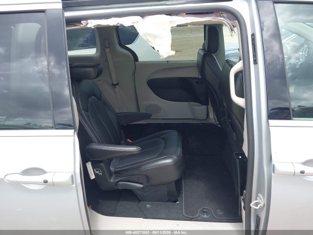 Chrysler Pacifica Touring L 2024 2C4RC1BG7RR154903 Image 8