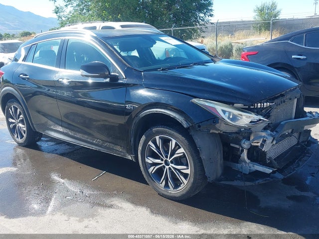 Infiniti Qx30 Luxury 2017 SJKCH5CRXHA025567 main image