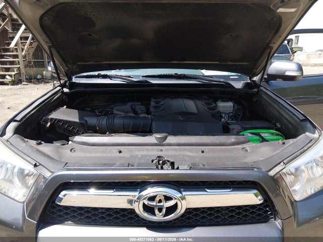 2010 Toyota 4runner Limited V6 მანქანა იყიდება აუქციონზე, vin: JTEBU5JR0A5021857, აუქციონის ნომერი: 45371063