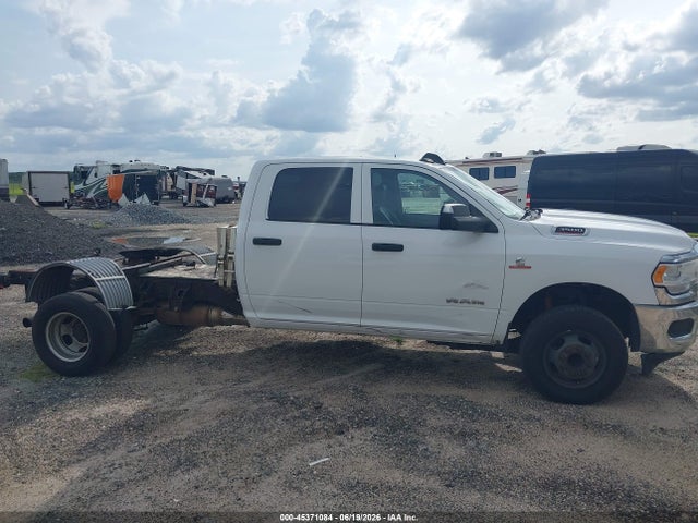 2021 Ram 3500 Chassis Tradesman/slt/laramie/limited მანქანა იყიდება აუქციონზე, vin: 3C7WRTCL2MG673464, აუქციონის ნომერი: 45371084