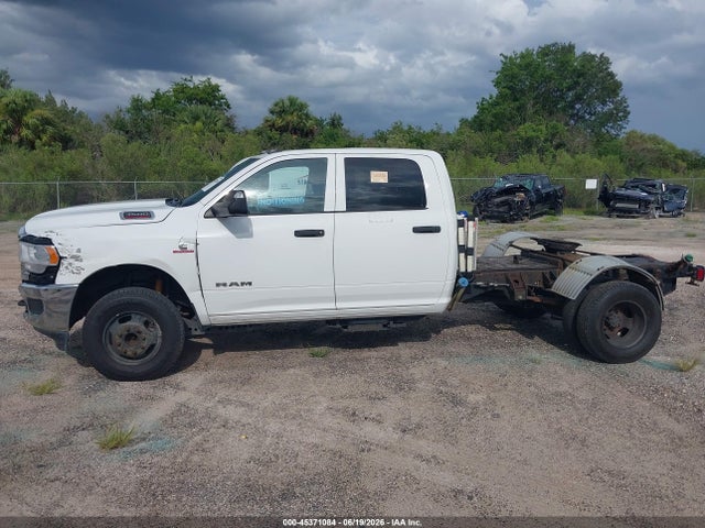 2021 Ram 3500 Chassis Tradesman/slt/laramie/limited მანქანა იყიდება აუქციონზე, vin: 3C7WRTCL2MG673464, აუქციონის ნომერი: 45371084