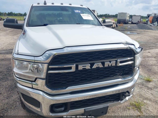 2021 Ram 3500 Chassis Tradesman/slt/laramie/limited მანქანა იყიდება აუქციონზე, vin: 3C7WRTCL2MG673464, აუქციონის ნომერი: 45371084