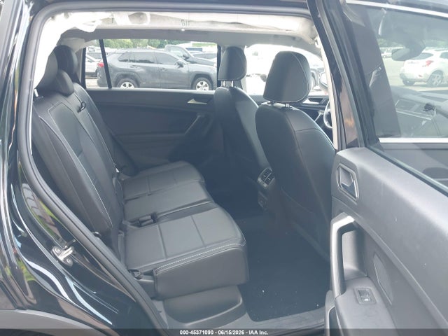 45371090 :رقم المزاد ، 3VV2B7AXXMM151326 vin ، 2021 Volkswagen Tiguan 2.0t Se/2.0t Se R-line Black/2.0t Sel مزاد بيع
