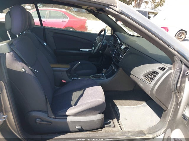 Продажа на аукционе авто 2012 Chrysler 200 Touring, vin: 1C3BCBEG4CN281541, номер лота: 45371100
