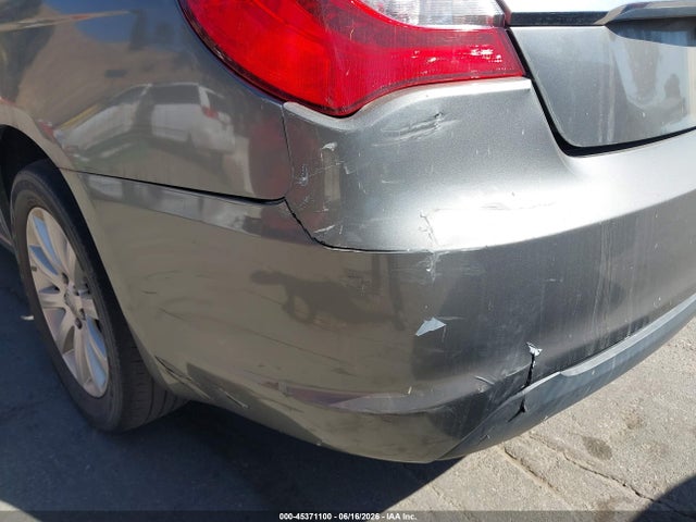 Aukcja sprzedaży 2012 Chrysler 200 Touring, vin: 1C3BCBEG4CN281541, numer aukcji: 45371100