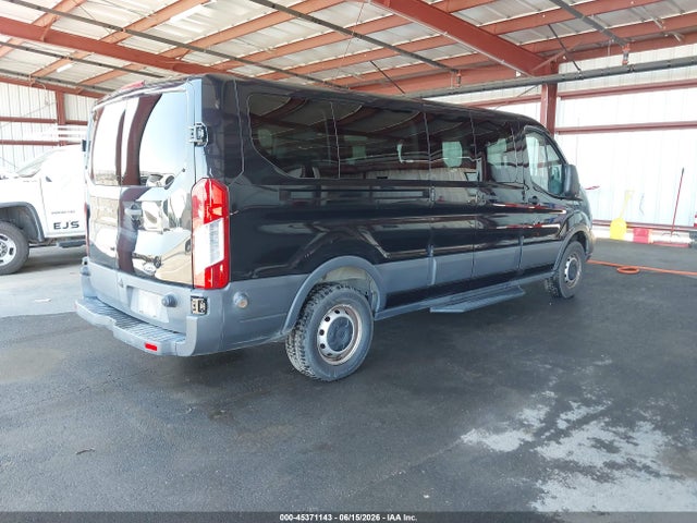 1FBZX2ZMXJKB31256 Ford Transit-350 Xl