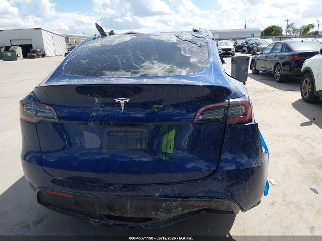 Продаж на аукціоні авто 2025 Tesla Model Y Long Range Dual Motor Rear-wheel Drive, vin: 7SAYGDED6SA352750, номер лоту: 45371150
