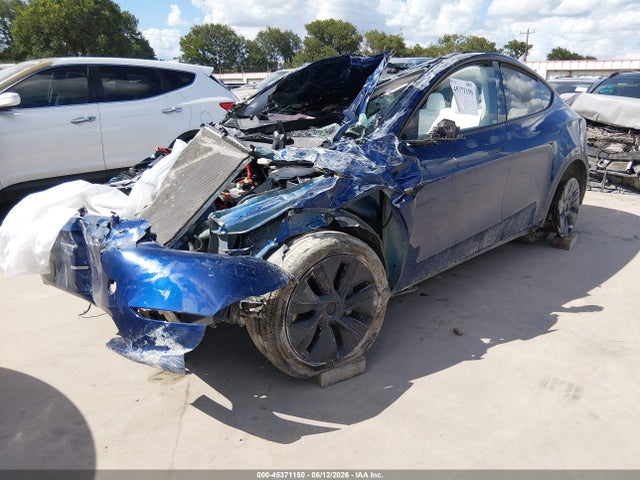 Продаж на аукціоні авто 2025 Tesla Model Y Long Range Dual Motor Rear-wheel Drive, vin: 7SAYGDED6SA352750, номер лоту: 45371150