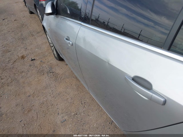 45371180 :رقم المزاد ، 2G4GR5EC3B9182852 vin ، 2011 Buick Regal Cxl Oshawa مزاد بيع