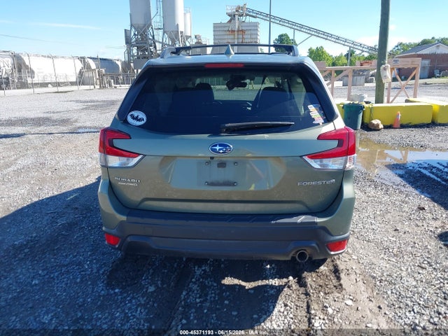 Subaru Forester Limited 2019 JF2SKASC2KH424821 Image 16