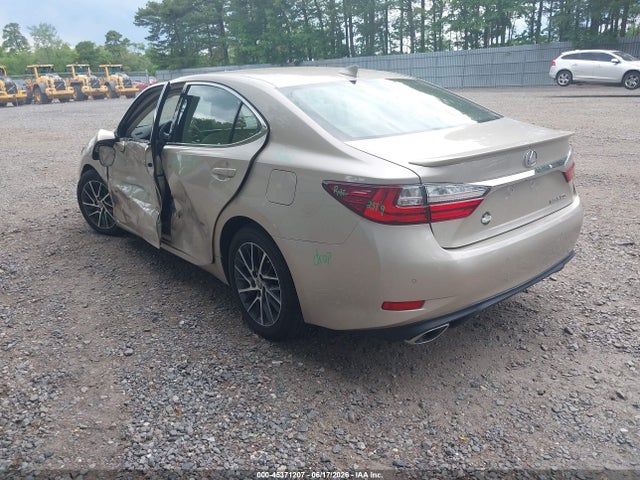 45371207 :رقم المزاد ، 58ABK1GG4HU053854 vin ، 2017 Lexus Es 350 مزاد بيع