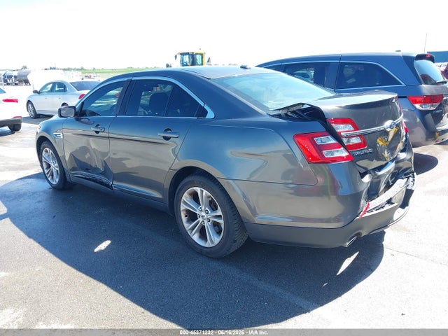 45371232 :رقم المزاد ، 1FAHP2E84JG103185 vin ، 2018 Ford Taurus Sel مزاد بيع