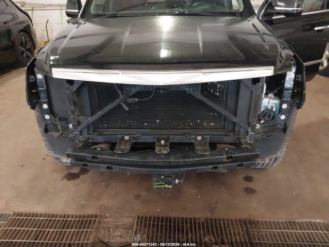 2015 Cadillac Escalade Esv Premium მანქანა იყიდება აუქციონზე, vin: 1GYS4TKJ2FR607276, აუქციონის ნომერი: 45371243