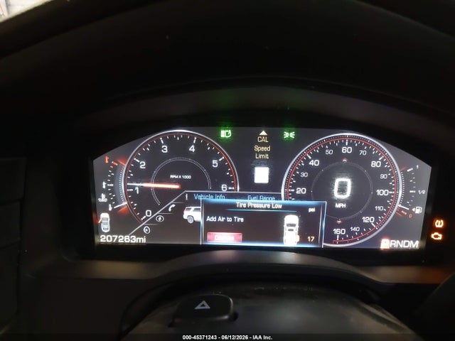 2015 Cadillac Escalade Esv Premium მანქანა იყიდება აუქციონზე, vin: 1GYS4TKJ2FR607276, აუქციონის ნომერი: 45371243