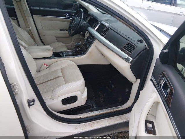 45371312 :رقم المزاد ، 1LNHM93R99G630590 vin ، 2009 Lincoln Mks مزاد بيع