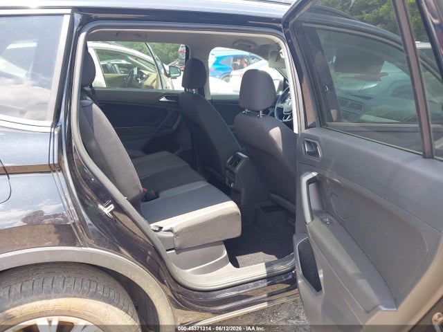 Продаж на аукціоні авто 2019 Volkswagen Tiguan 2.0t S, vin: 3VV1B7AX5KM071747, номер лоту: 45371314