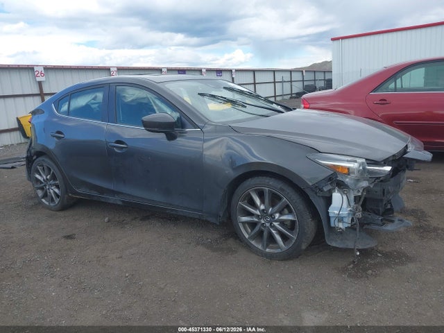 Mazda Mazda3 Grand Touring 2018 3MZBN1W33JM160919 Image 13