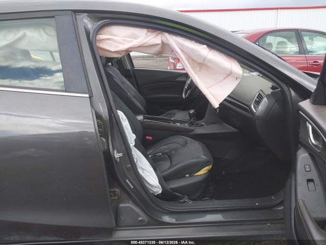 Mazda Mazda3 Grand Touring 2018 3MZBN1W33JM160919 Image 5