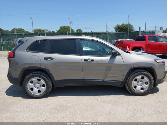 1C4PJLAB5HW559209 Jeep Cherokee Sport Fwd