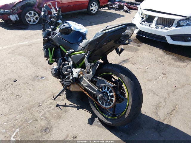 Kawasaki Er650 L 2022 ML5EREL19NDA73622 Image 3