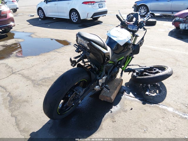 Kawasaki Er650 L 2022 ML5EREL19NDA73622 Image 4