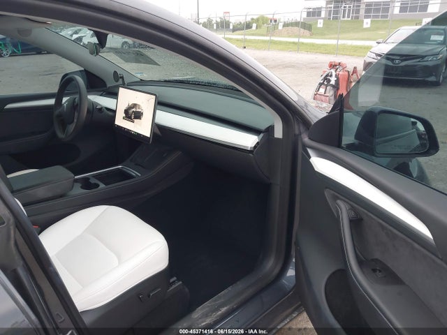 2023 Tesla Model Y Awd/long Range Dual Motor All-wheel Drive მანქანა იყიდება აუქციონზე, vin: 7SAYGDEE3PA091710, აუქციონის ნომერი: 45371416