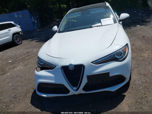 Продажа на аукционе авто 2018 Alfa Romeo Stelvio Ti Awd, vin: ZASFAKBN4J7C28952, номер лота: 45371419