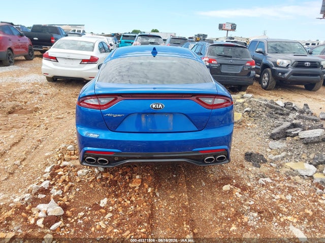 KNAE15LA2J6041214 KIA Stinger