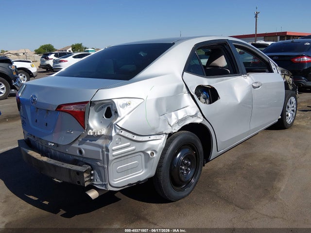 Toyota COROLLA LE 2018 2T1BURHE1JC117868 Image 4