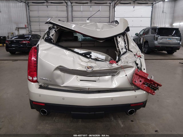45371517 :رقم المزاد ، 3GYFNEE32FS617696 vin ، 2015 Cadillac Srx Luxury Collection مزاد بيع