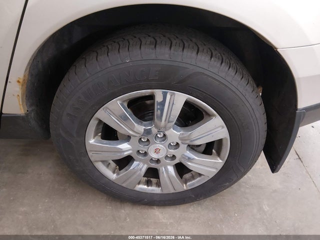 45371517 :رقم المزاد ، 3GYFNEE32FS617696 vin ، 2015 Cadillac Srx Luxury Collection مزاد بيع