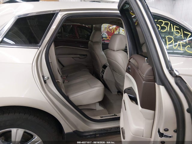 45371517 :رقم المزاد ، 3GYFNEE32FS617696 vin ، 2015 Cadillac Srx Luxury Collection مزاد بيع