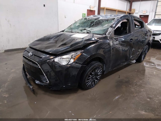 3MYDLBYV0JY320786 Toyota YARIS IA