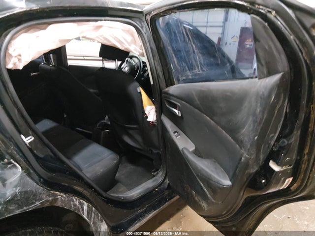 3MYDLBYV0JY320786 Toyota YARIS IA