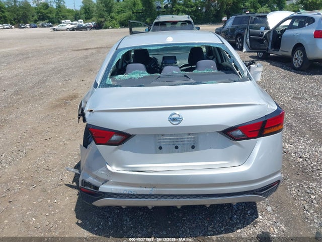 45371582 :رقم المزاد ، 1N4BL4BVXLC153137 vin ، 2020 Nissan Altima S Fwd مزاد بيع